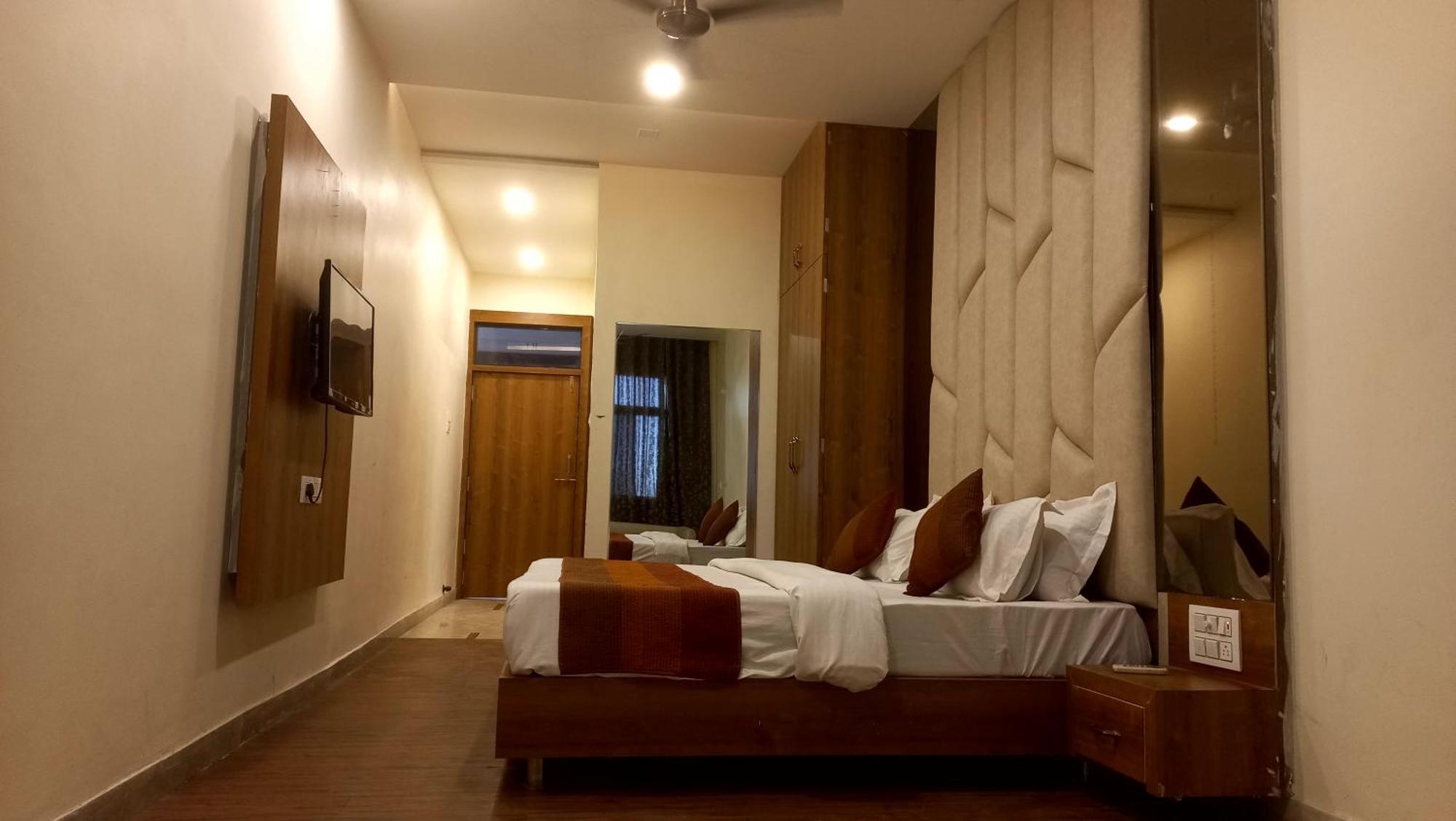 Hotel Indraprastha Jhalawar Ngoại thất bức ảnh